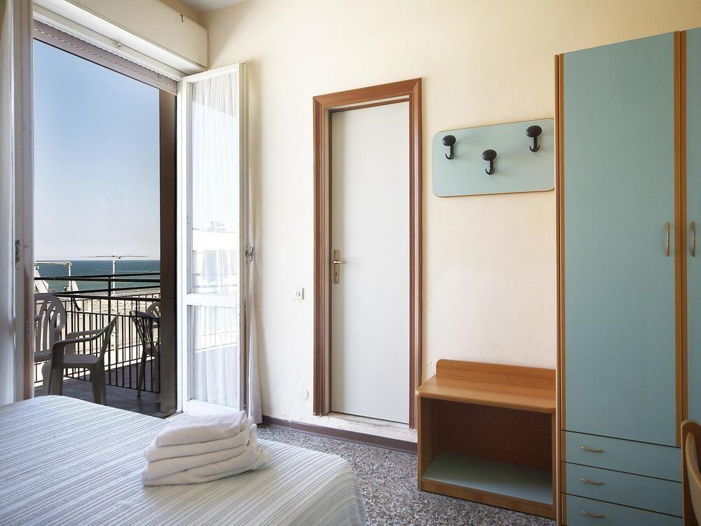Hotel Telstar Rimini Exterior foto