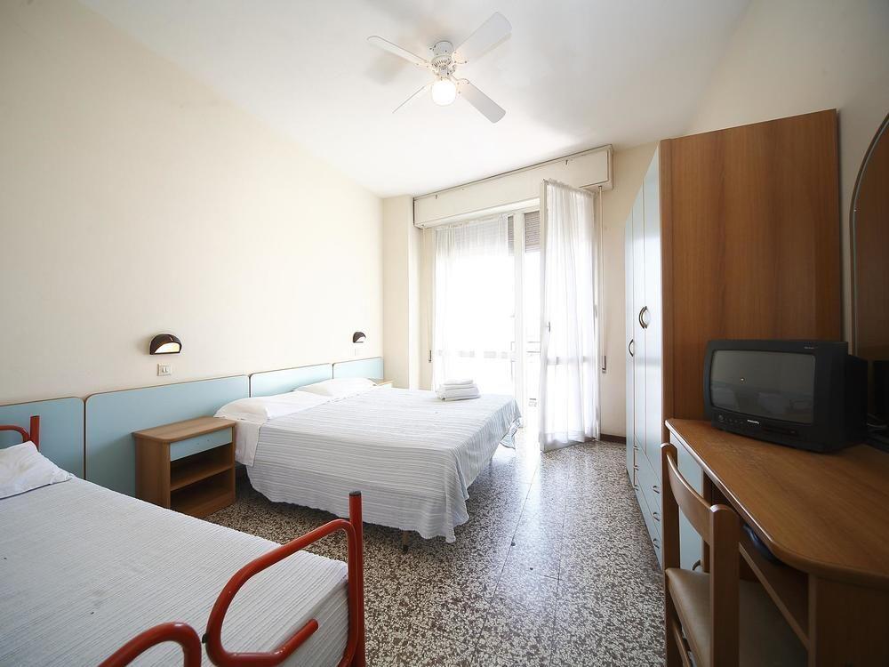 Hotel Telstar Rimini Exterior foto